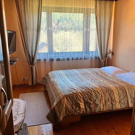 Prutets بيت ضيافة تاتاريف